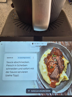 Ochsenbäckchen-fertig nach 5 Stunden Slow-Cooking.jpg